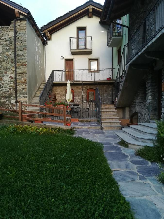 Affittacamere Il Contadino Aosta Exterior foto